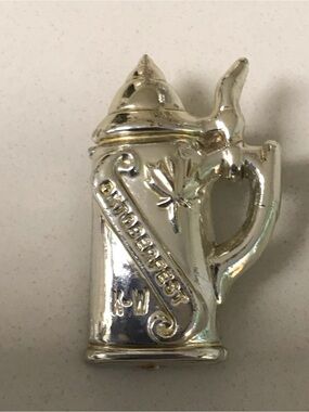 Octoberfest KW SilverPlastic Beer Stein Hat Pin